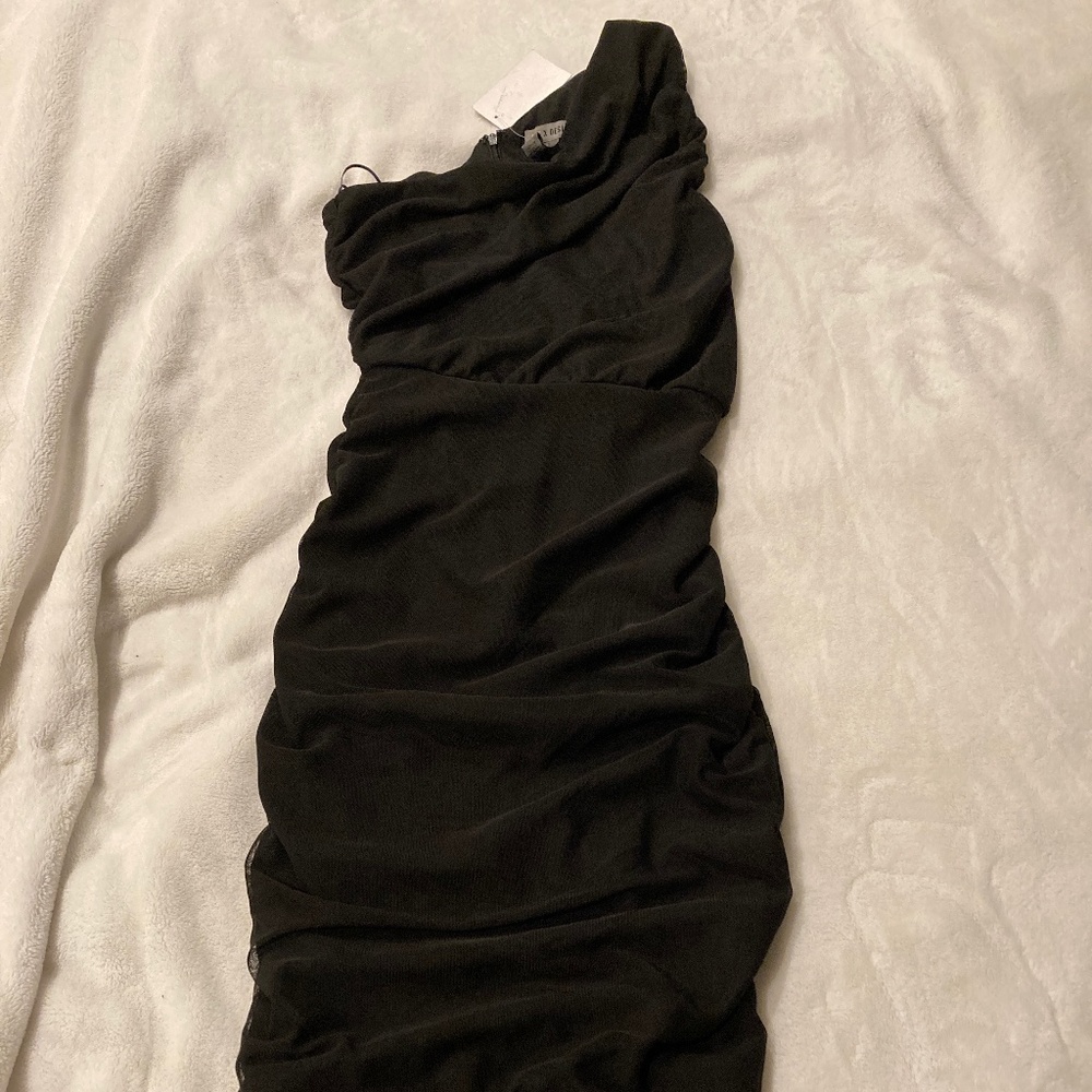 Love X Design one shoulder ruched fitted cocktail dress size S nwt